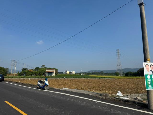 烏日買屋 雲林林內仁愛段臨路大面寬農地 照片 1