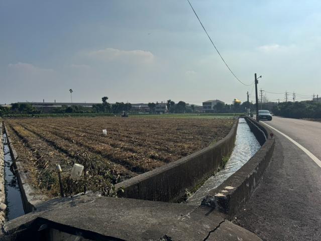 烏日買屋 雲林林內仁愛段臨路大面寬農地 照片 2