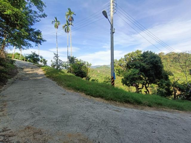 台中買屋賣房霧峰區桐林山莊一期中坑休閒景觀農地(3) 照片 13