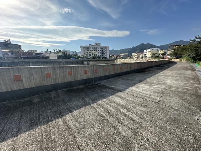 專-美濃溪畔511坪住宅區用地 三民房仲推薦 照片 2