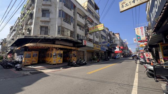 龍井區|東海新興路61坪透天店面|總價2500萬 照片 5