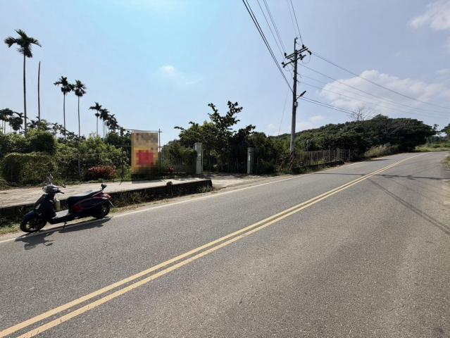 南投買房 易經大學旁臨10米大馬路合法資材室 照片 2