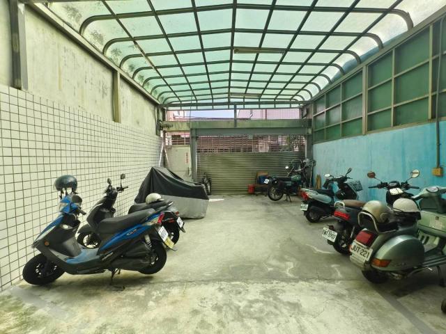 獨家專賣南投市精華區大坪數景觀電梯公寓 照片 2