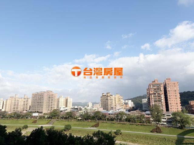 上河雅 北大房仲女神 照片 11