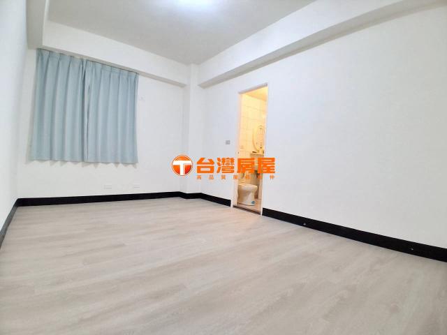 中正路華廈 北大房仲女神 照片 6