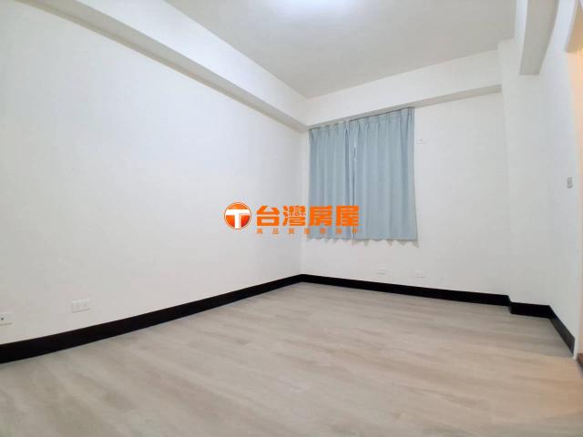 中正路華廈 北大房仲女神 照片 7