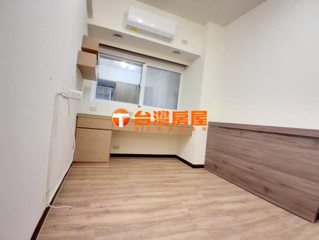 爵仕悅 北大房仲女神 照片 8