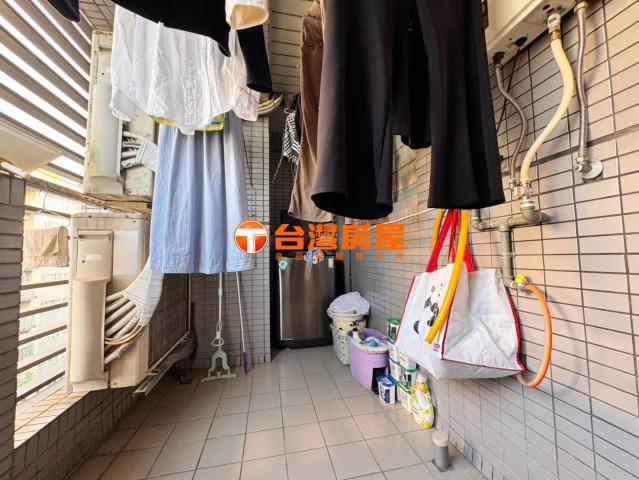 大學耶魯 北大房仲女神 照片 9