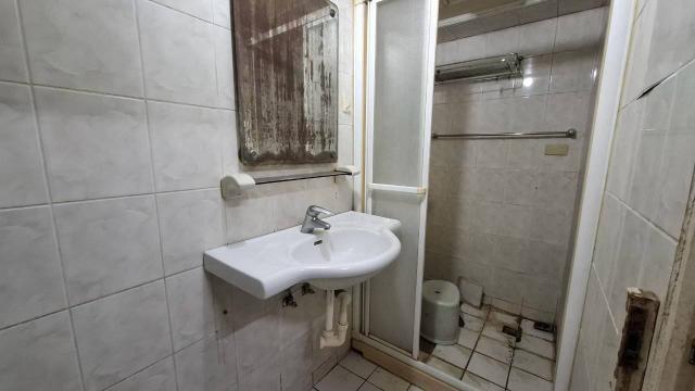 桂林鳳頂商圈-明義國小-1+2+3樓店住 照片 10
