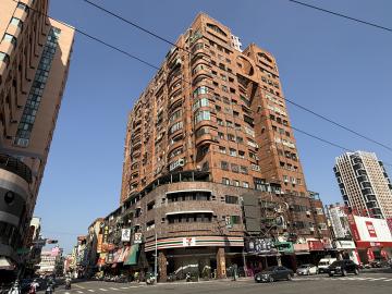 義華正忠商圈次高樓層四房+平車 農十六美術館房仲