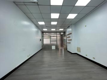 室內41坪｜1+2樓臨路十米路燙金樓店｜含車位