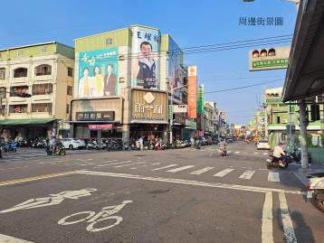林園市中心。大地坪市場金店面。有騎樓使用空間大