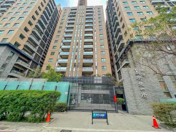 苓雅買房賣屋   低總價|太普美術館｜大三房＋平車