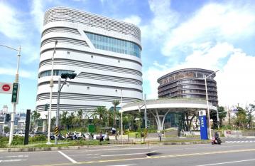 鳳山找房王軍旗 高雄車站三鐵共構 邊間大地坪金透店