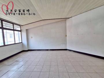安家幸福在北大 三峽區中園街透天