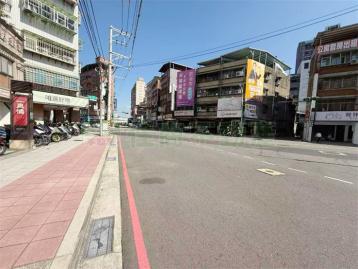 新北房仲推薦 板橋  正大觀路 雙層金店面 真情黃金店王