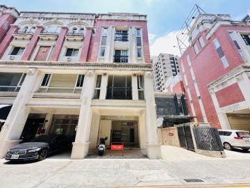 破盤單坪27萬丨10年臨路別墅丨住店合一丨騎樓停車 
