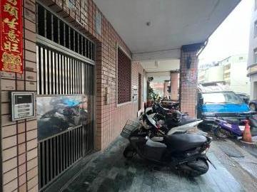 前鎮草衙站便宜公寓3樓 (大豐名仕園) 高雄豪宅精選
