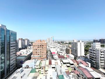 超甜開價 永康市中心近平實南坊 暖心三房 景觀戶 誠意售屋