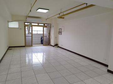 東方山莊大四房平車 汐止房屋土地