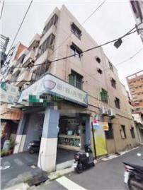 仁德中正路蛋黃區三角窗店住透天