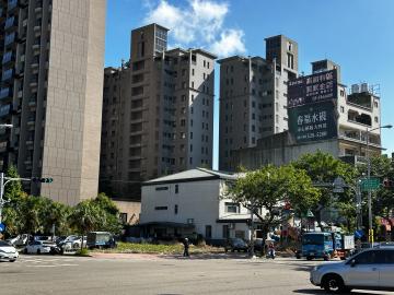永慶同星｜高鐵新瓦屋(星巴克)文興路上賺錢朝南美店地
