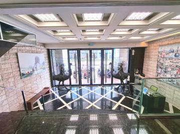 高雄房地顧問 亞灣多功能經貿園區旁商務中心