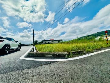 宜蘭高鐵買房【大湖風景區雙面路方正大面寬曬場+資材室】鼻仔頭段