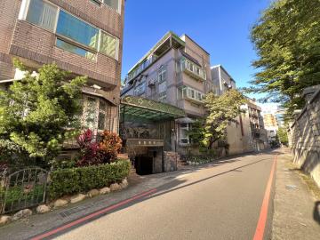 桃園房產找西瓜 【獨家】藝文特區雙車店墅