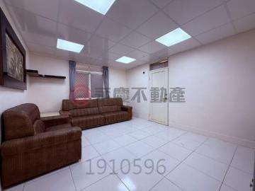 IFG新時代廣場火車站時尚平面雙車美寓 台中東區買房