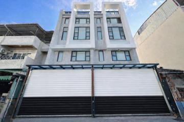 大里透天店面  勤益全新完工耐震電梯別墅