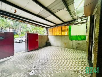東區虎尾寮大面寬雙公園傳統透天☎️賞屋06-2906660