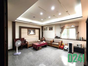 安南國中面寬5.6雙車併排透天☎️賞屋06-2906660