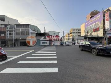 新營二十米路旁近角窗店面美地 新營土地推薦