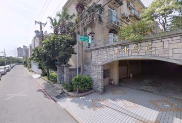青埔山鼻買房 過嶺商圈稀有室內雙車位別墅