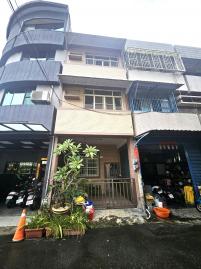 高雄土地仲介-大社市區翻新透天
