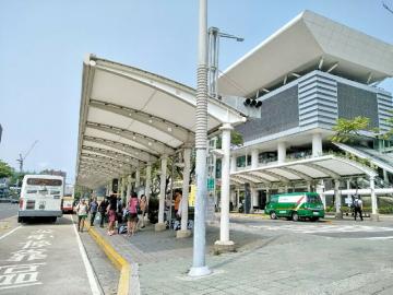 高雄左營買房 R16左營高鐵3房平面車位