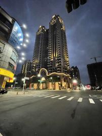 高雄左營買房 R16左營高鐵景觀宅全新未住2房車位
