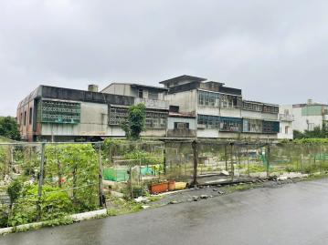 宜蘭買房找小樂 蘇澳國中住宅區大坪數漂亮建地