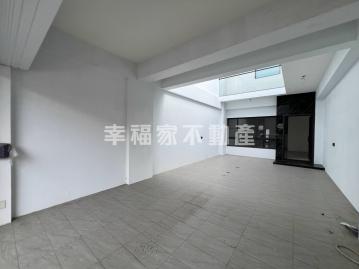台南買房首選⚠️【超大地坪全新四車頂級豪墅】✅台南房仲老妹✅