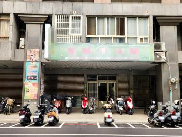 向上路三段黃金店面，低公設高坪效，創業置產一次到位！稀有釋出