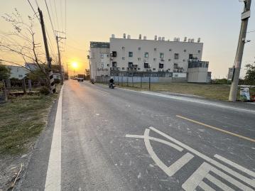 【3分農地！臨路73米大面寬農地】交通便利、5分上國道，方正