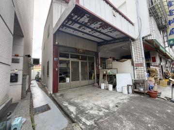 面寬5.2米黃金建地，臨15米路，自地自建、透套規劃最佳標的