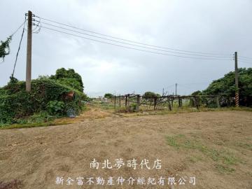 台南美美房屋 路竹交流道５６０都內農地有水有電有小平房