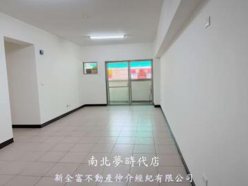 台南美美房屋 大道明亮三房平車