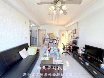 台南美美房屋 北安大地３房頂樓電寓