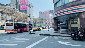 三重廠房推薦  成功路大家樂榮華四季春2房車位