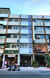 高雄農地變建地 文山核心高投報滿租透店