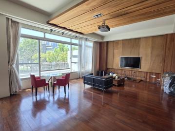 台南房地管家  大面寛三車電梯明亮豪墅