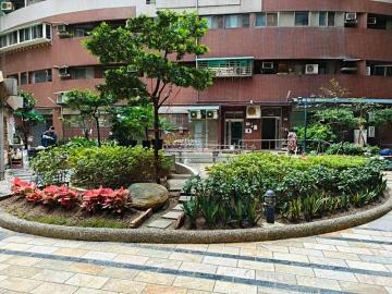 台北房仲小玉 獨家 台北橋捷運2房車